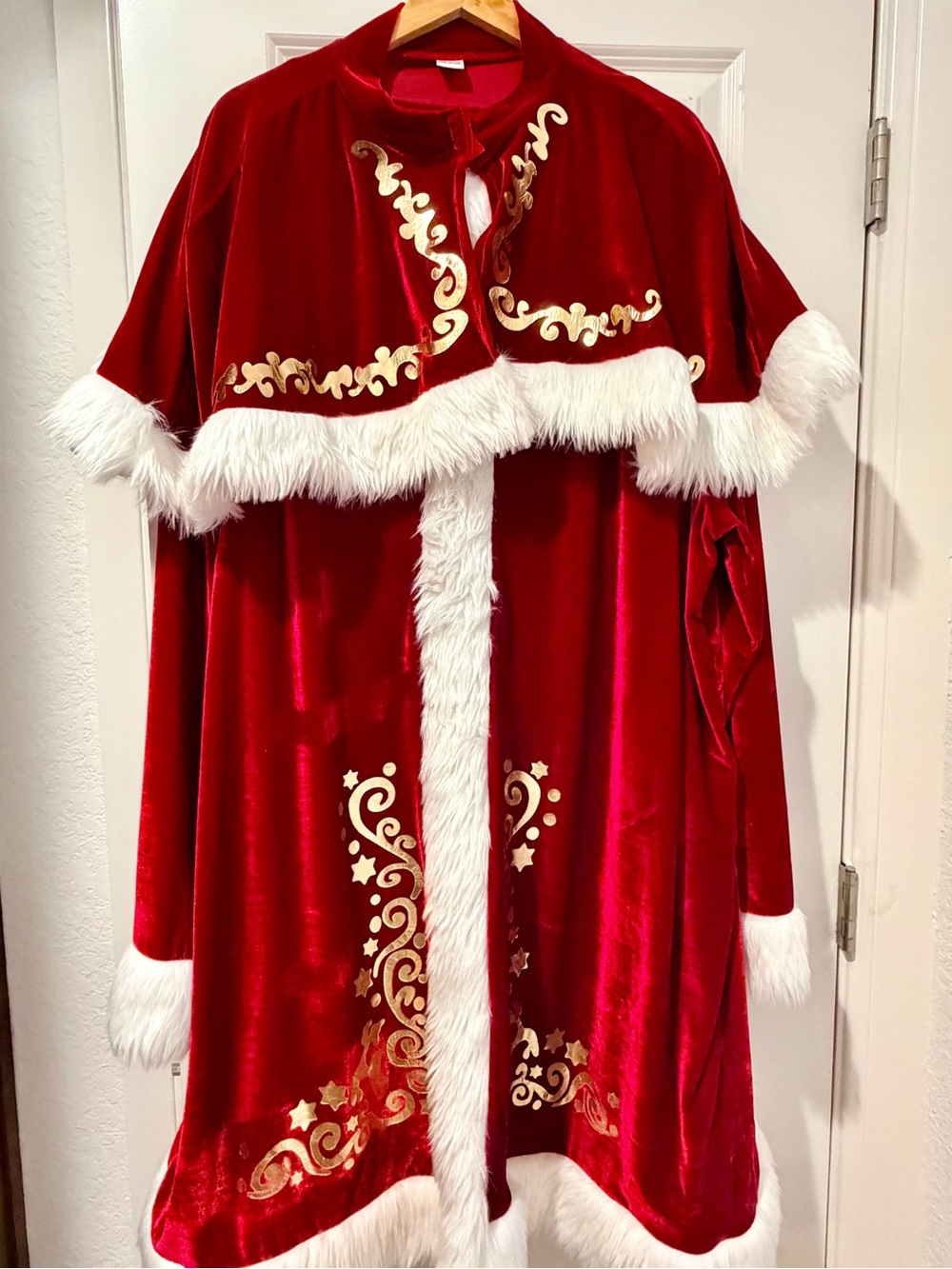 Red Velvet Holiday Cape Santa Outfit with White Faux Fur Trim